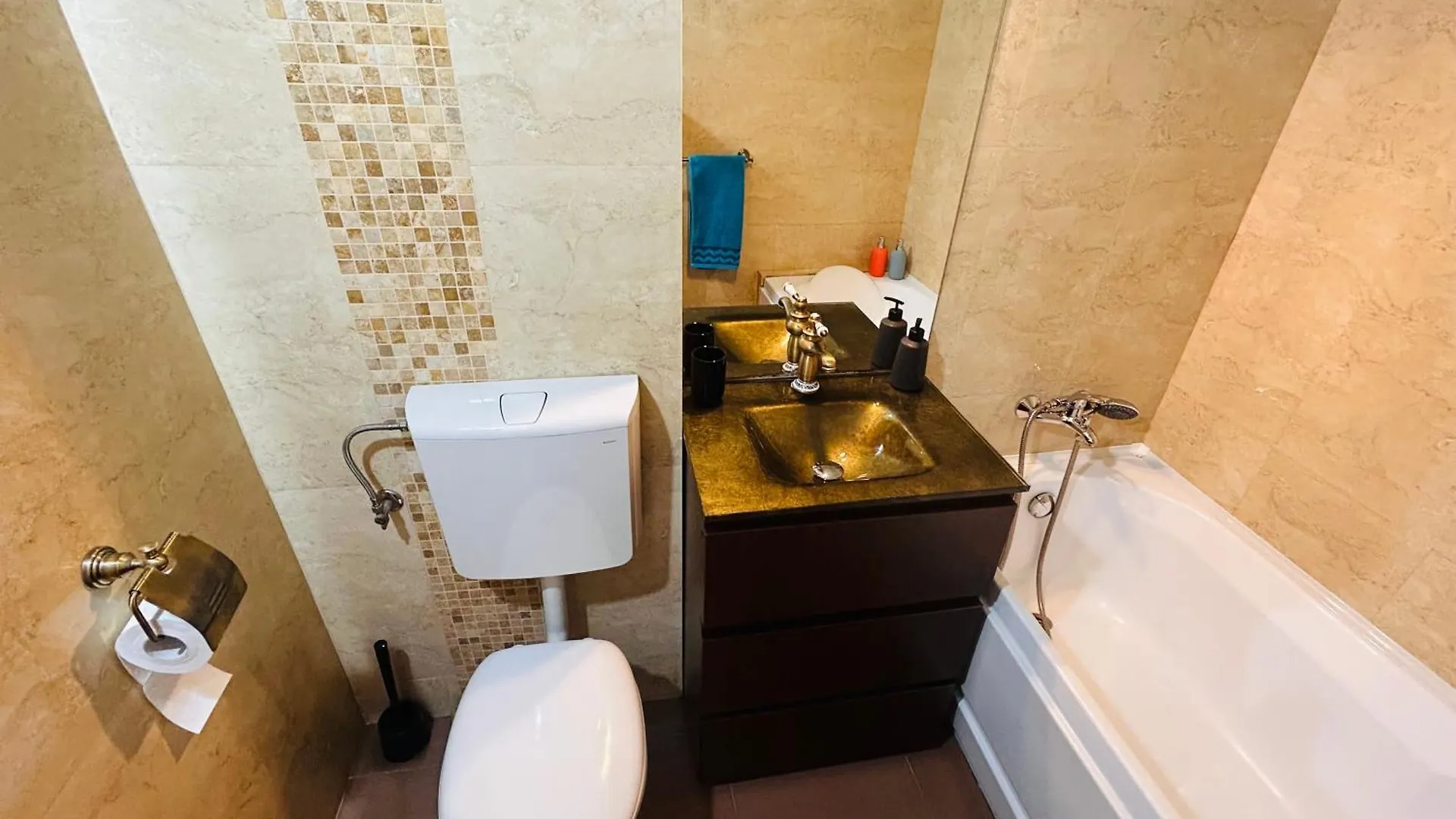 Bucharest Apartment Near The Center, Subway, Mall And Park Romania